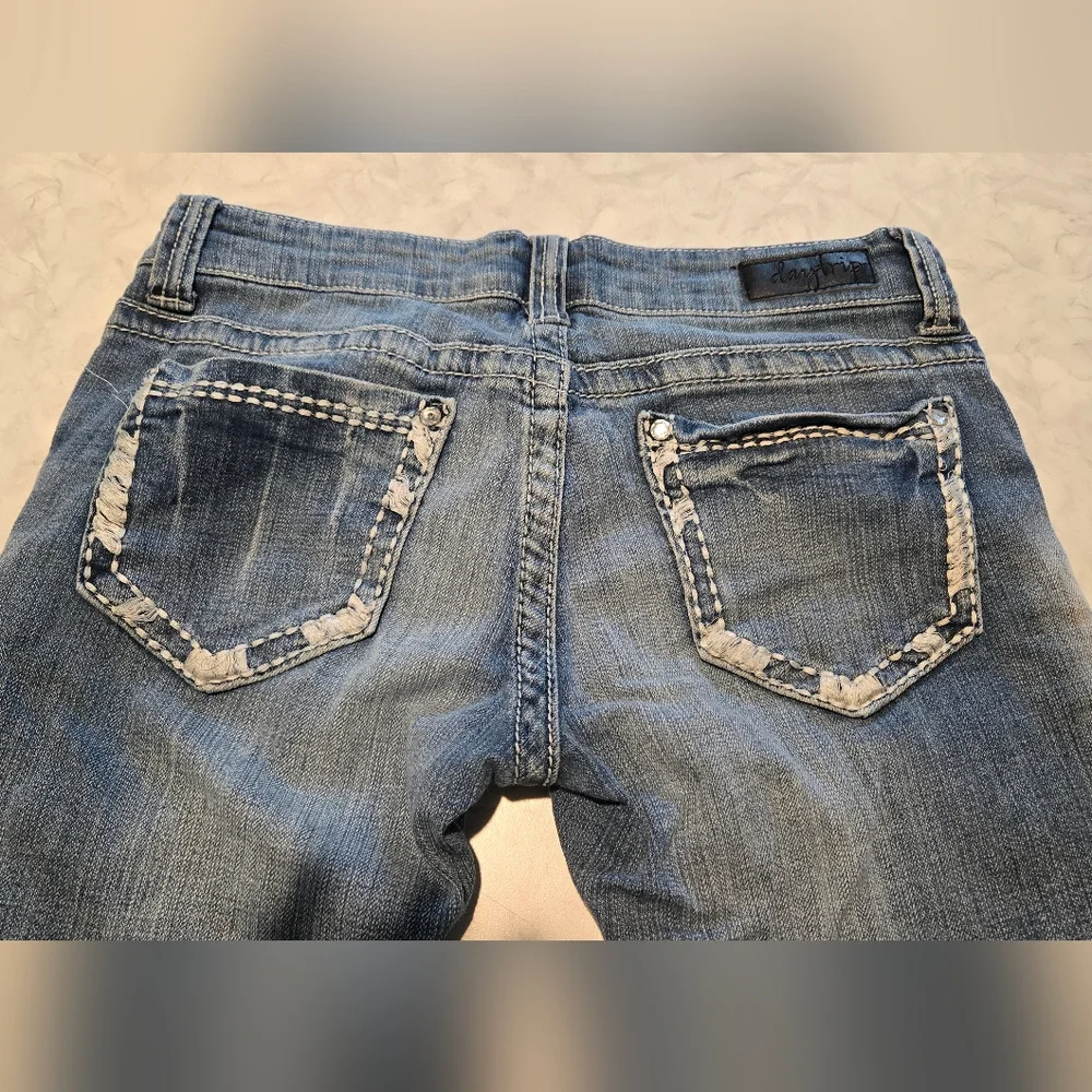 Daytrip Aquarius Womens Bootcut Denim Jeans Size 28R Ladies - Picture 4 of 6